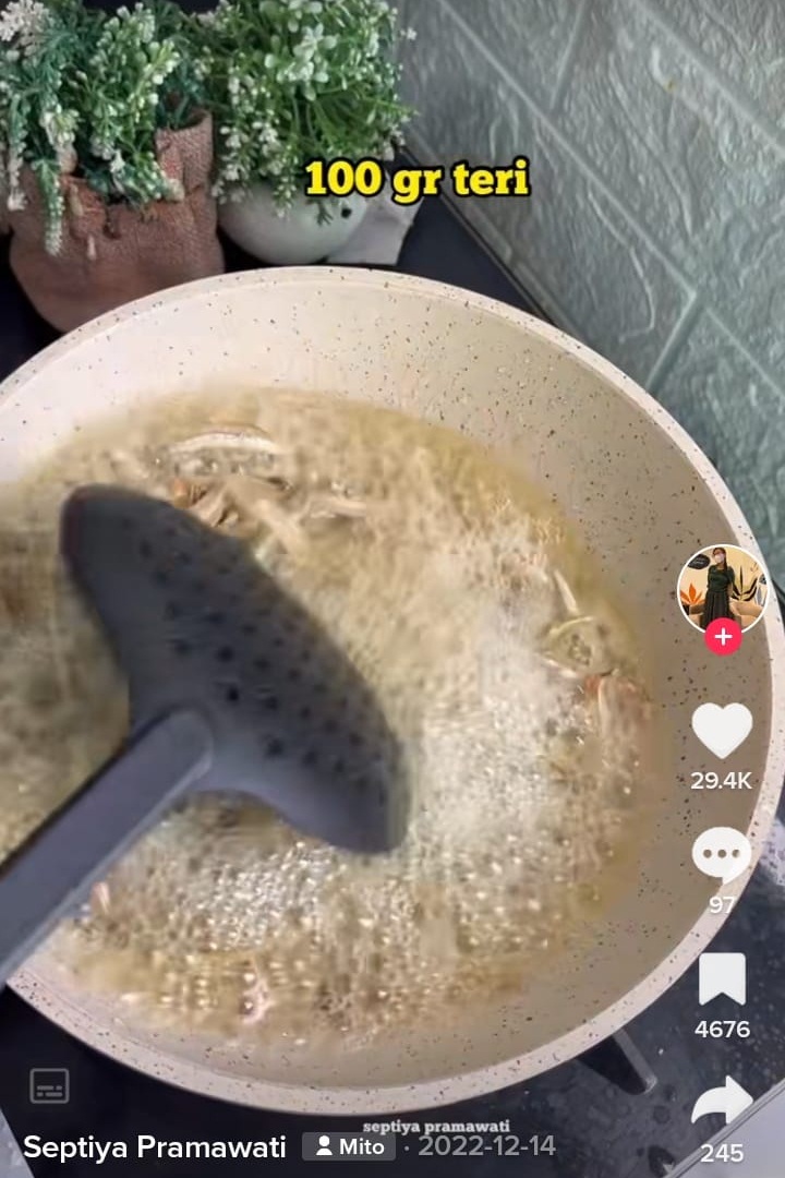 7 Cara bikin nasi kucing sambal teri ala angkringan, praktis dan cocok untuk jualan