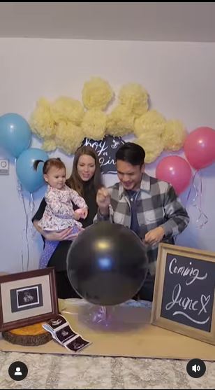momen gender reveal Randy dan Chelsey © 2022 Instagram momen gender reveal Randy dan Chelsey © 2022 Instagram