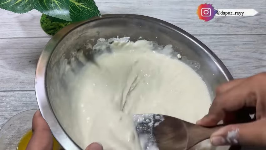 Trik bikin adonan tepung buat gorengan agar renyahnya tahan lama dan tak mudah menyerap minyak