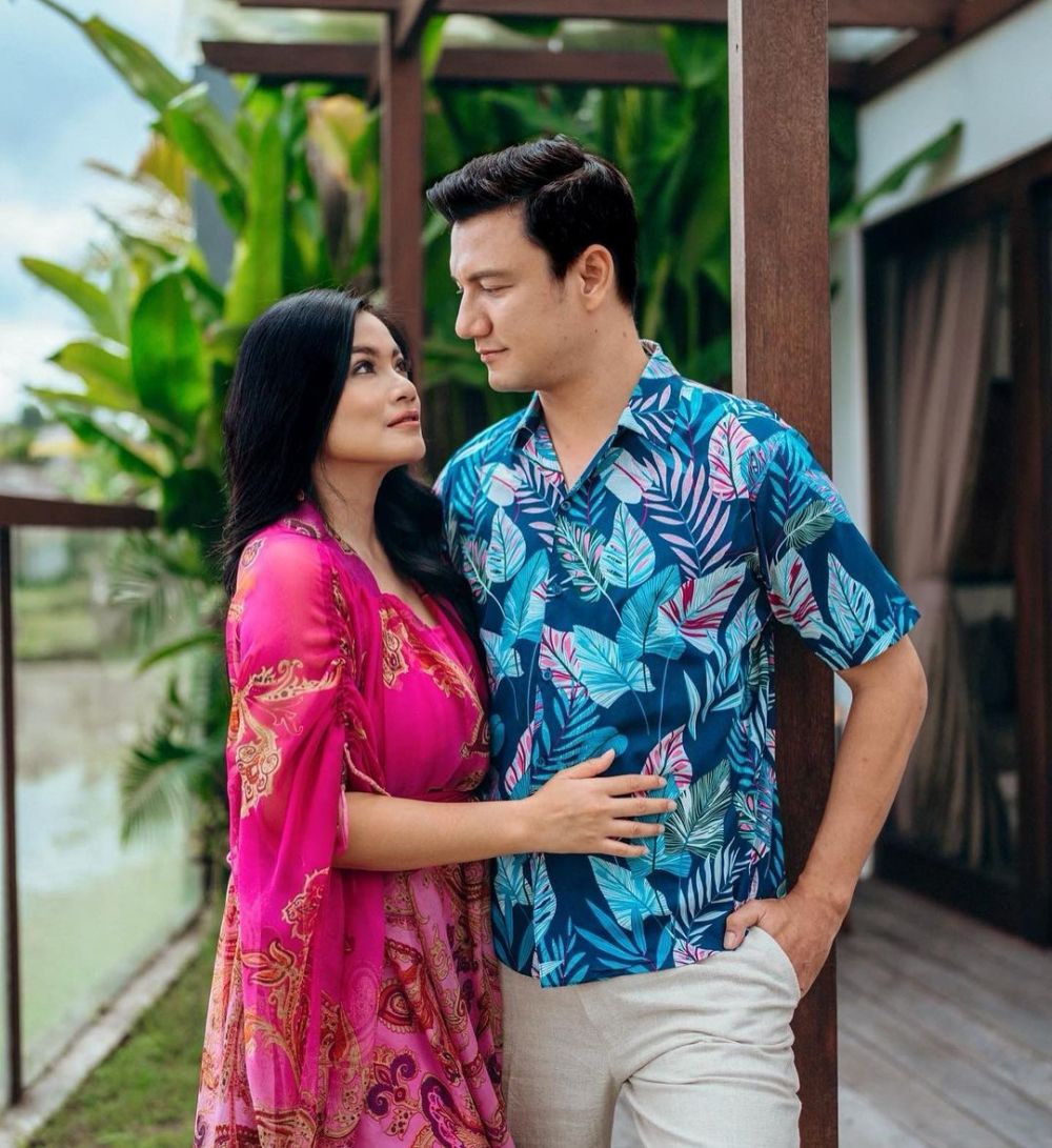 sinetron & film Ada Apa Dengan Cinta bareng pasangan © 2022 berbagai sumber