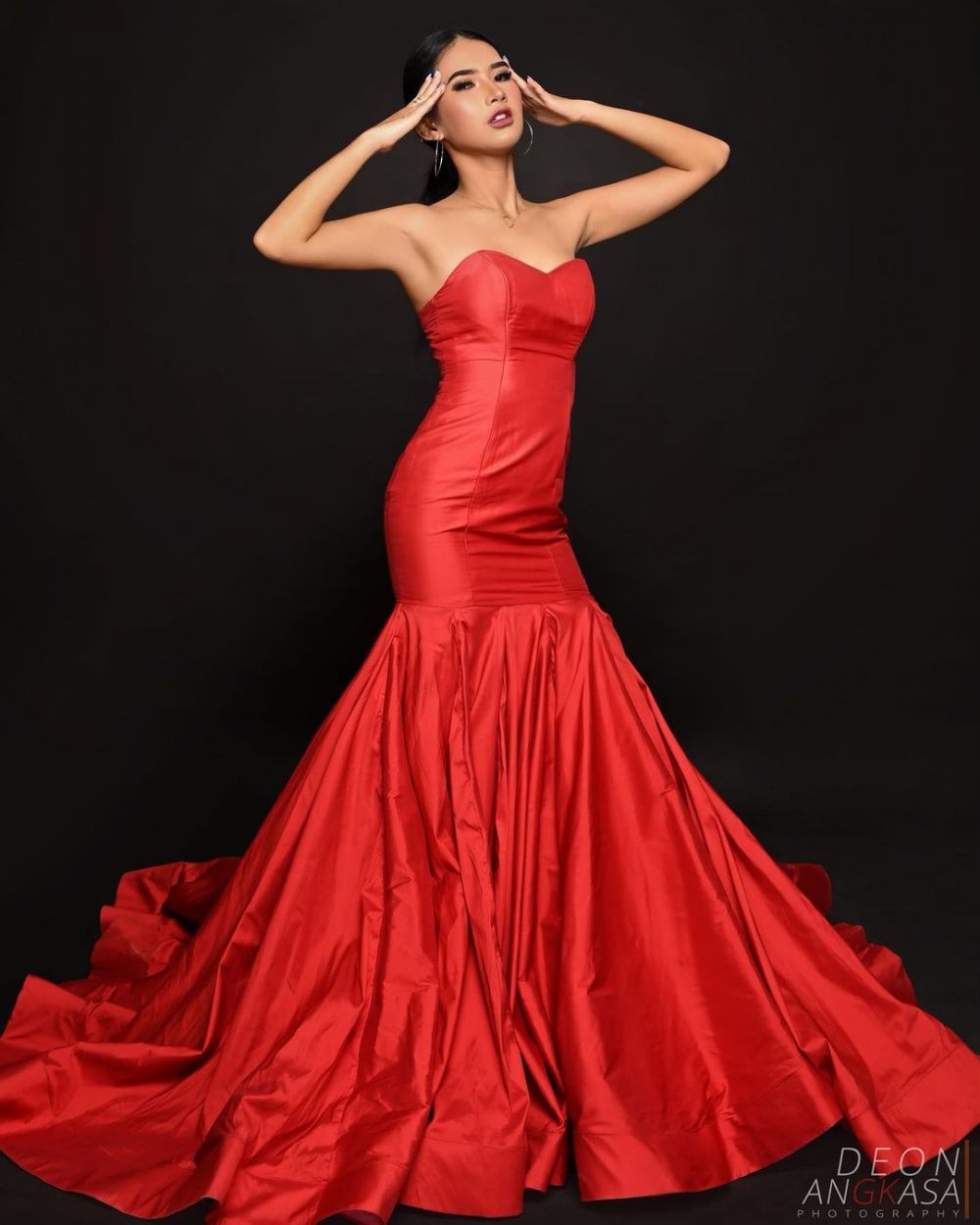 gaya keseharian Soraya Rasyid yang glamor © 2022 berbagai sumber gaya keseharian Soraya Rasyid yang glamor © 2022 berbagai sumber