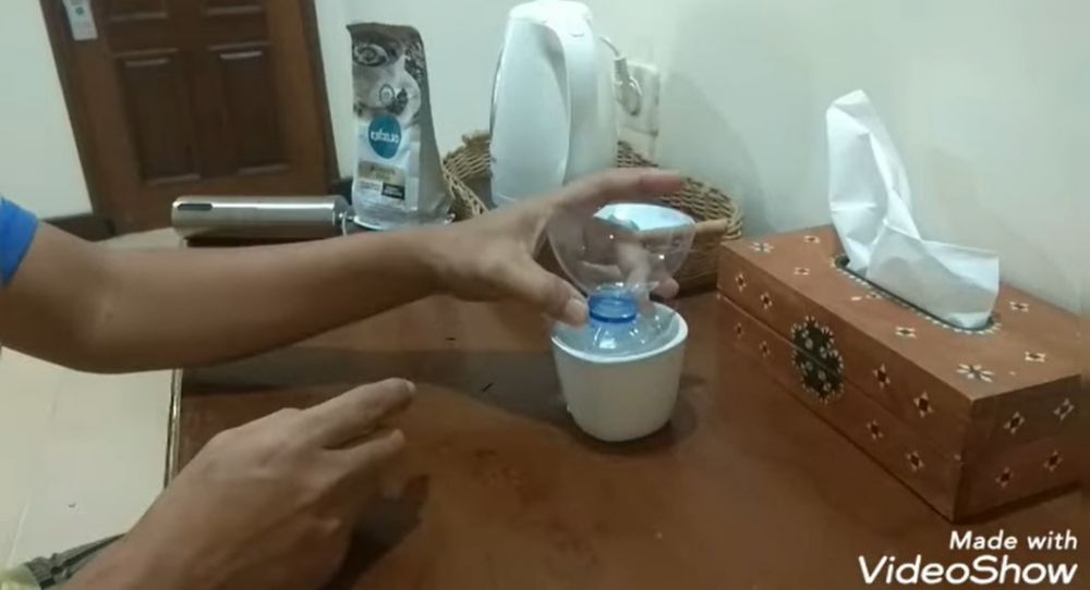 Cara mudah bikin dripper kopi sederhana, bisa manfaatkan botol minum