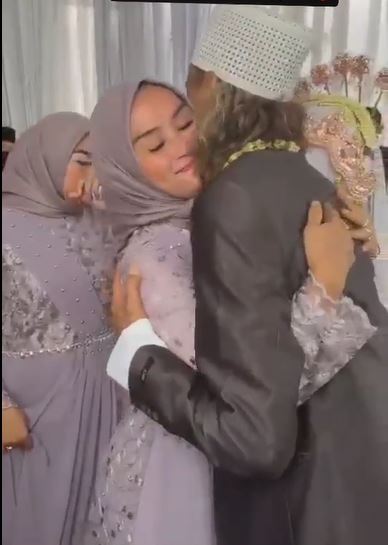 pria menikah tiga kali Berbagai sumber pria menikah tiga kali Berbagai sumber