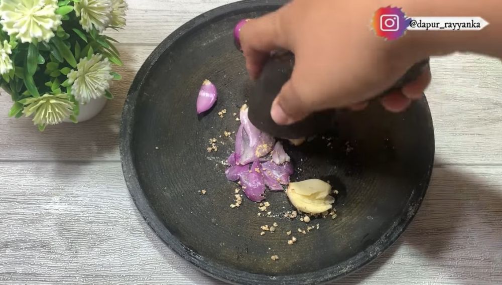 Trik membuat adonan bakwan agar renyah seharian dan tak mudah menyerap minyak