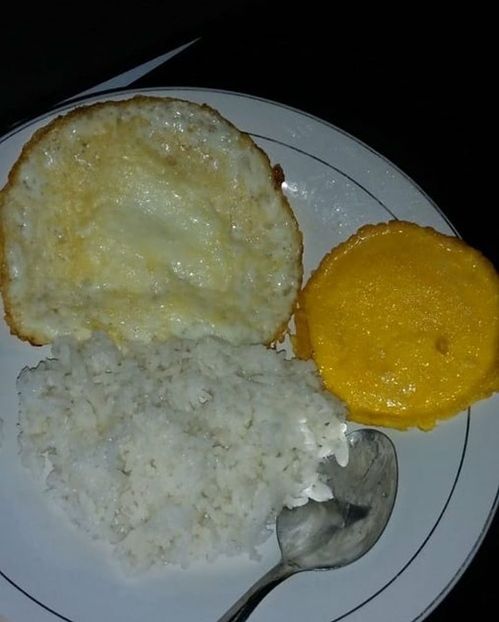 kreasi nyeleneh makanan dari telur © berbagai sumber kreasi nyeleneh makanan dari telur © berbagai sumber