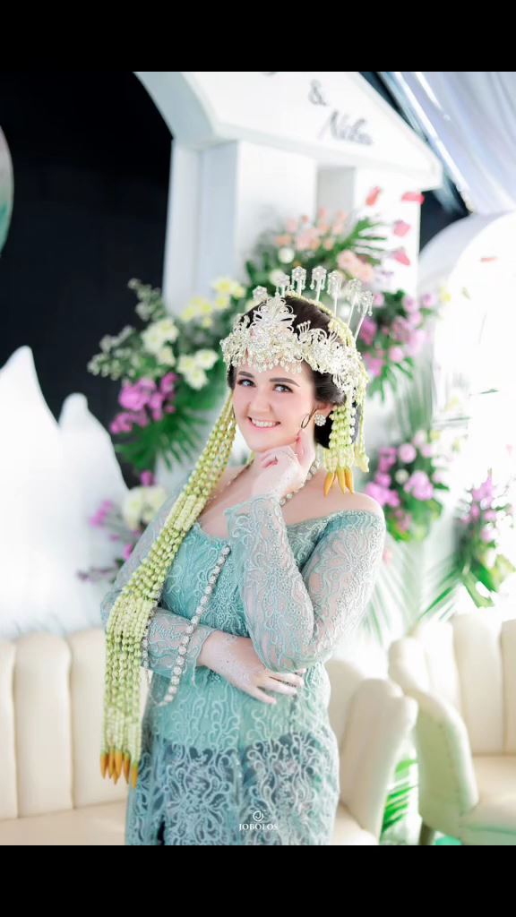 cewek bule jadi pengantin sunda © Berbagai sumber cewek bule jadi pengantin sunda © Berbagai sumber