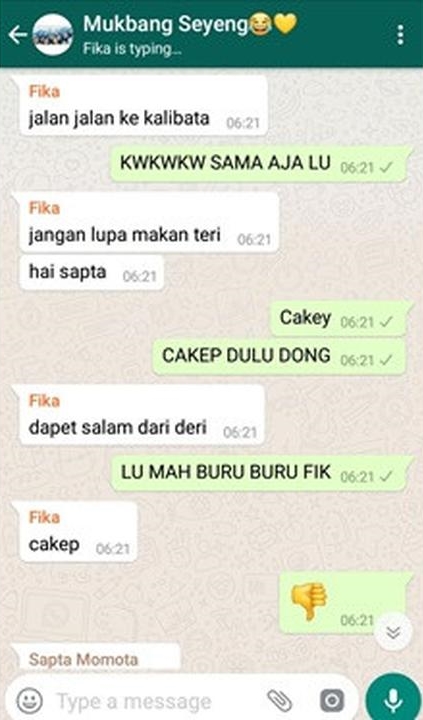 chat lucu dikira pantun © Berbagai sumber