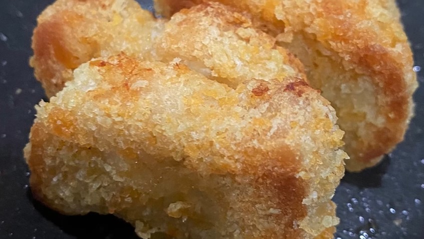 Bukan pakai air fryer, ini trik goreng nugget tanpa minyak agar tetap renyah