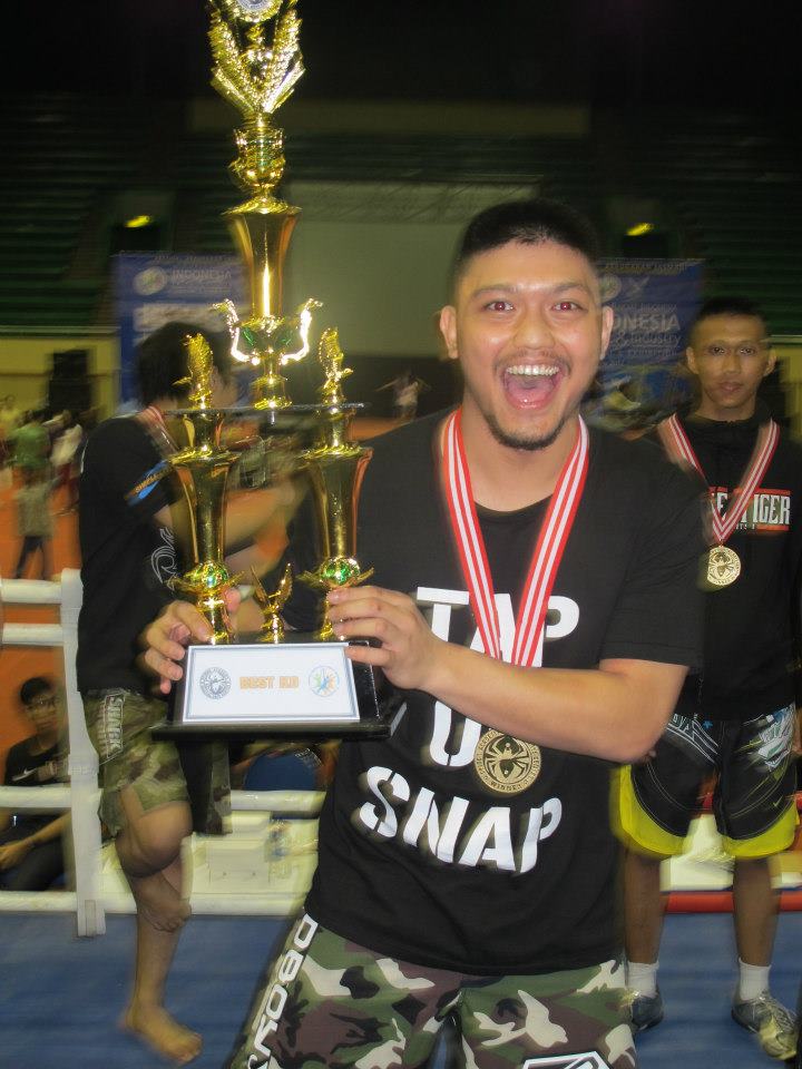 pemeran sahili bajaj bajuri © berbagai sumber