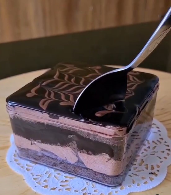 10 Inspirasi dessert box kekinian ala Nicky Tirta, cocok buat ide jualan