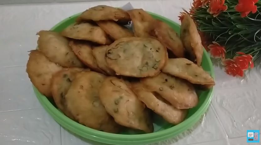 Tak banyak yang tahu, ini trik membuat centong sayur untuk cetakan bakwan agar tidak lengket