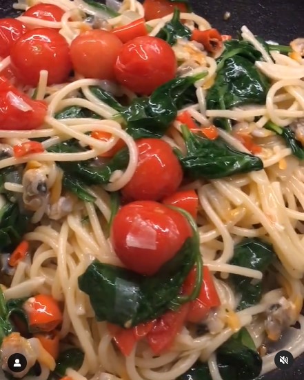 10 Kreasi masakan rumah Ina Indayanti ini next level, sayur dan lauk pauknya komplet menggugah selera