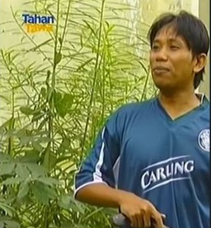 Ucup sebagai raja jersey © 2023 brilio.net Ucup sebagai raja jersey © 2023 brilio.net