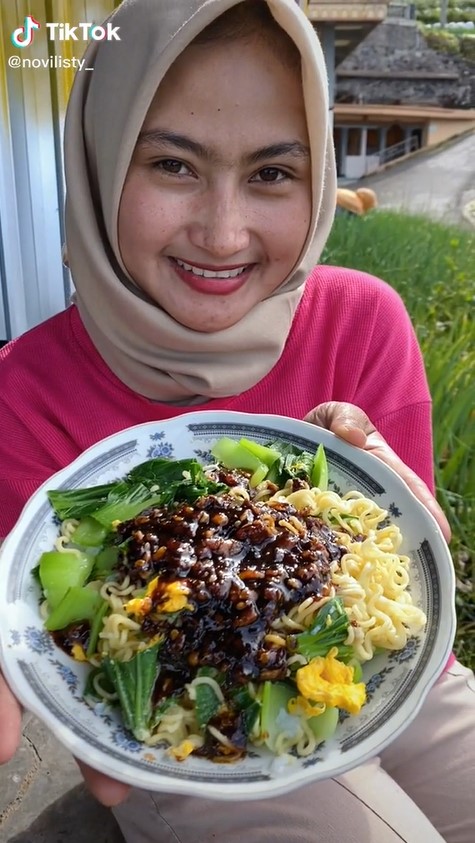 13 Masakan rumahan Novi Listiana, pedangdut yang kini beralih jadi petani