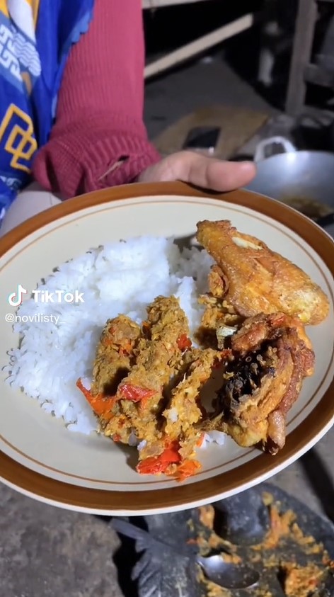 13 Masakan rumahan Novi Listiana, pedangdut yang kini beralih jadi petani