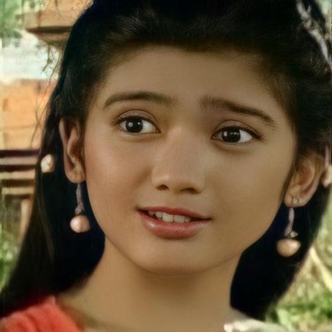 transformasi ratu kolosal era 2000-an © Instagram