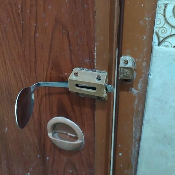 pakai peralatan makan © berbagai sumber pakai peralatan makan © berbagai sumber