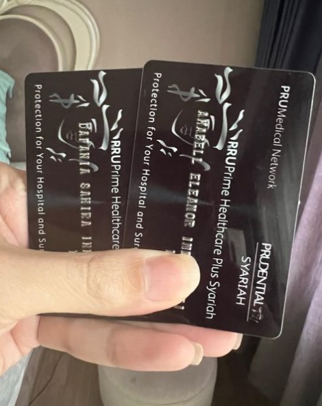 Aldila Jelita pamer black card © Instagram