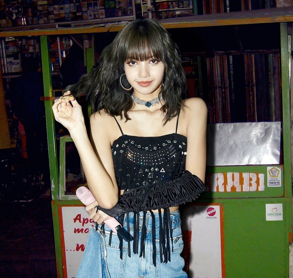 Foto editan artis top dunia kalau nongkrong di Indonesia Berbagai sumber Foto editan artis top dunia kalau nongkrong di Indonesia Berbagai sumber