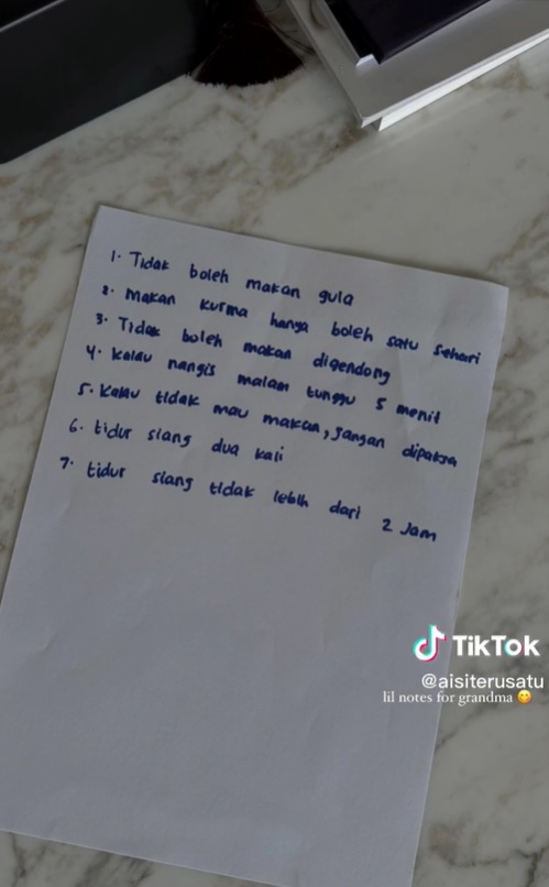 momen pertama kali nikita willy tinggalkan sang anak © berbagai sumber