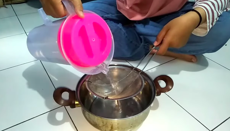 Tanpa menambah agar-agar, ini 7 trik bikin nata de coco ala rumahan yang enak dan kenyal