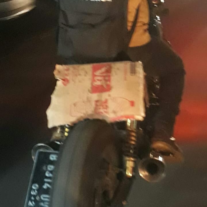 perbaiki barang pakai kardus © berbagai sumber