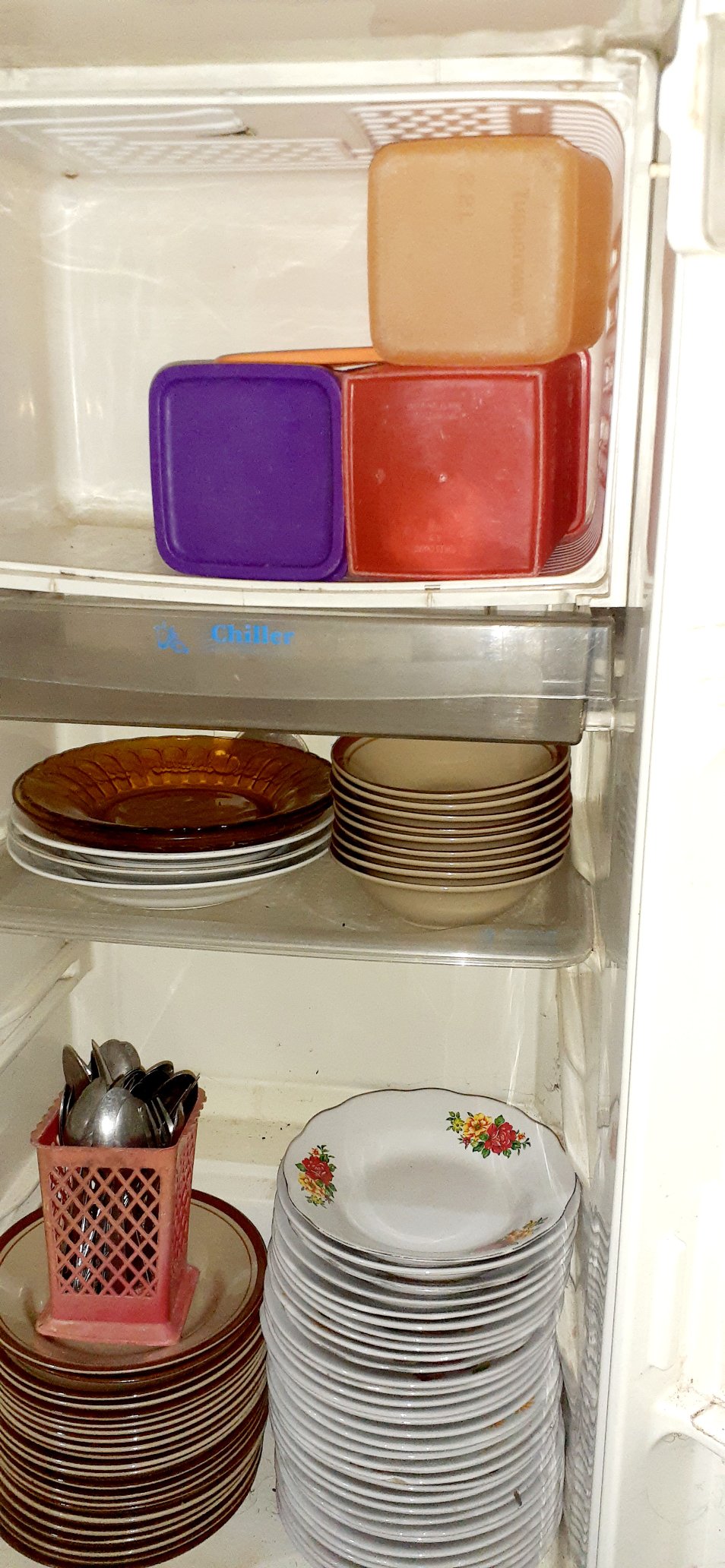 penampakan isi kulkas kocak © berbagai sumber