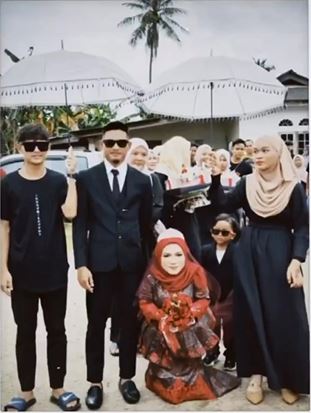 kisah viral pernikahan sepasang kekasih ini tak pandang fisik Instagram