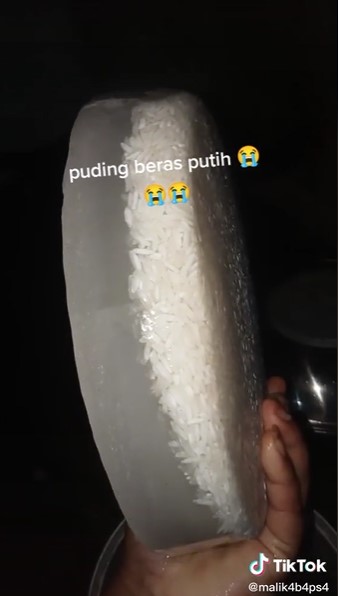 Warganet ini niat menanak nasi malah jadi es batu, cerita di baliknya bikin nyesek sekaligus ketawa
