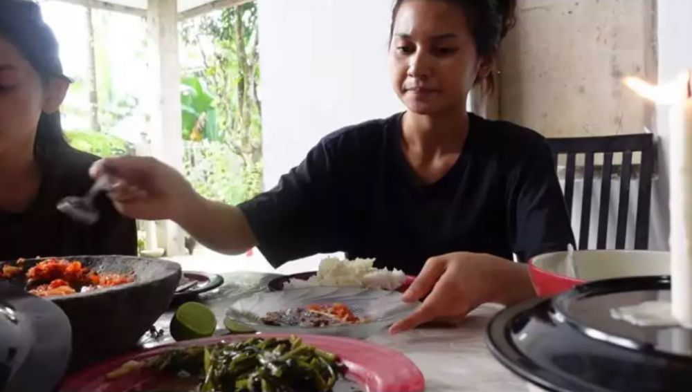 10 Kreasi olahan sayur ala Indah Permatasari, lezat khas menu rumahan