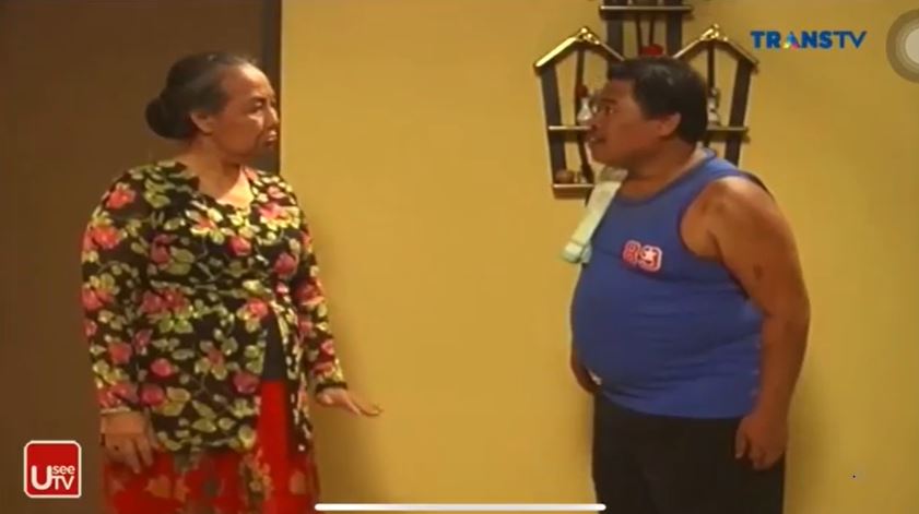 Emak di sitkom Bajaj Bajuri saat pakai kebaya © 2022 You Tube 
