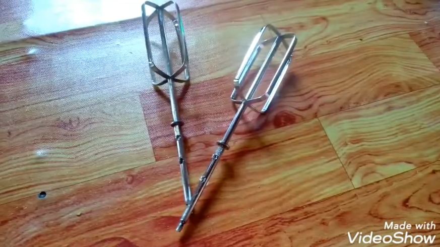 Trik mudah hilangkan karat pada stick mixer, praktis jadi seperti baru