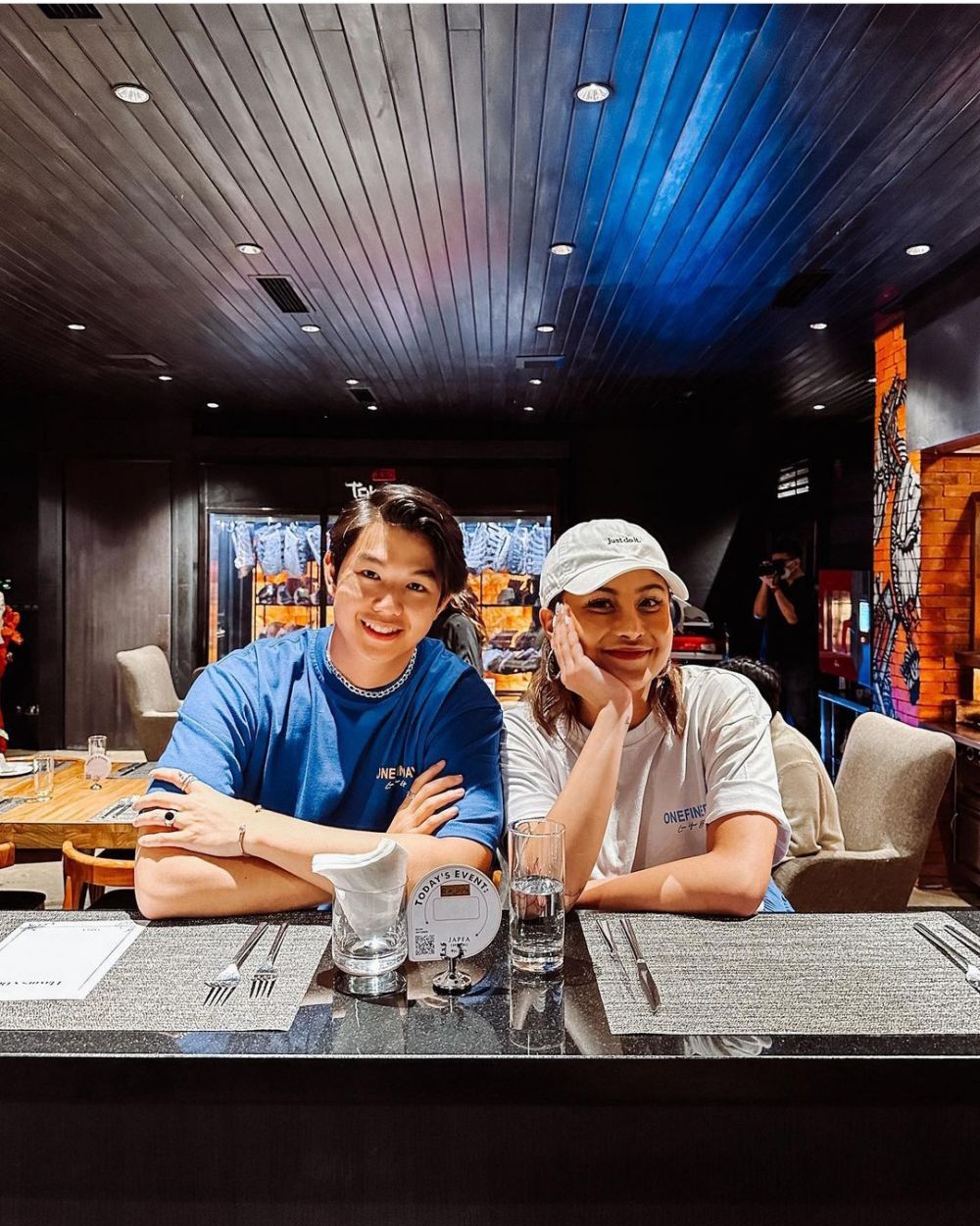 Kebersamaan Awkarin dan Alden 'Masterchef' © 2023 brilio.net Kebersamaan Awkarin dan Alden 'Masterchef' © 2023 brilio.net