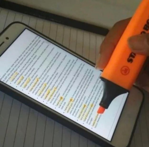 penampakan layar HP mengungkap rahasia pemilik © berbagai sumber