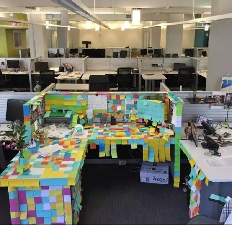 potret ruang kerja ini absurd © 2023 brilio.net