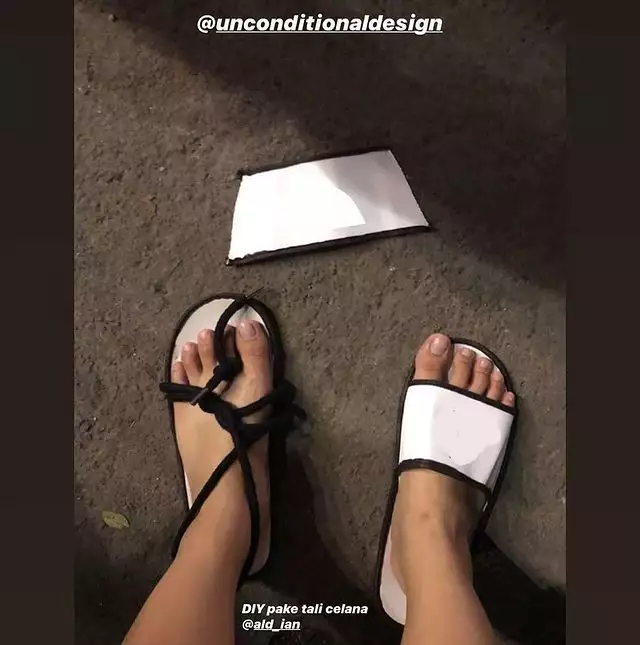kreasi sandal gagal estetik © berbagai sumber kreasi sandal gagal estetik © berbagai sumber