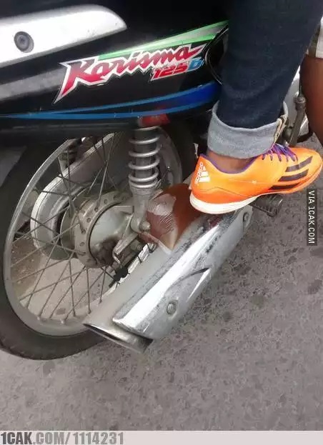 Potret lucu orang bawa barang © 2023 brilio.net Potret lucu orang bawa barang © 2023 brilio.net