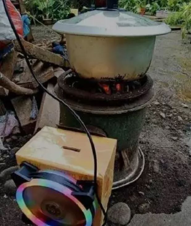 orang pakai kompor tapi ada-ada aja lifehack-nya © berbagai sumber orang pakai kompor tapi ada-ada aja lifehack-nya © berbagai sumber