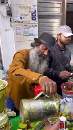 Proses pembuatan jus hijau di India ini disebut paling nggak higienis, ini 11 fotonya