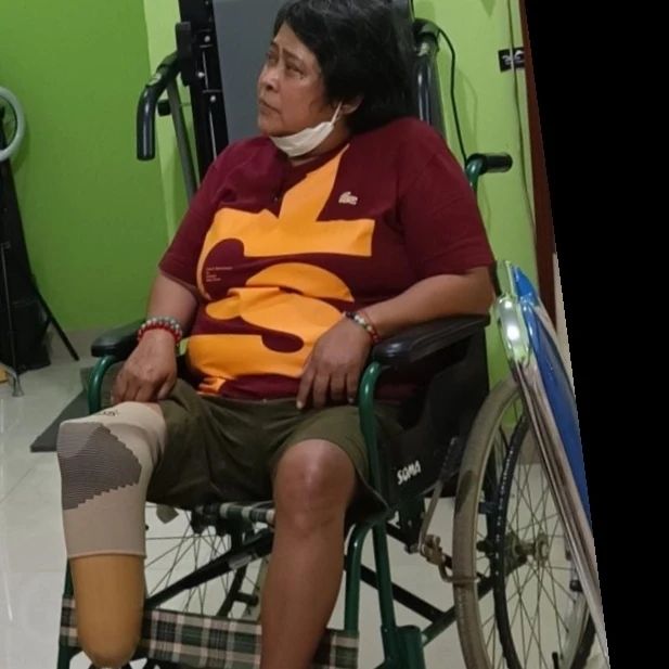 Momen bahagia pemeran Atun di Si Doel bisa jalan © 2022 berbagai sumber