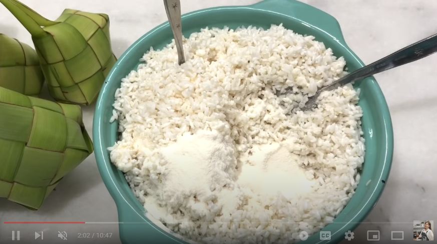 9 Trik bikin ketupat ketan santan yang pulen, hemat gas dan waktu