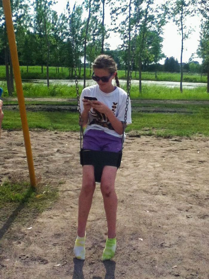 Potret apes orang tersangkut di wahana © 2023 brilio.net