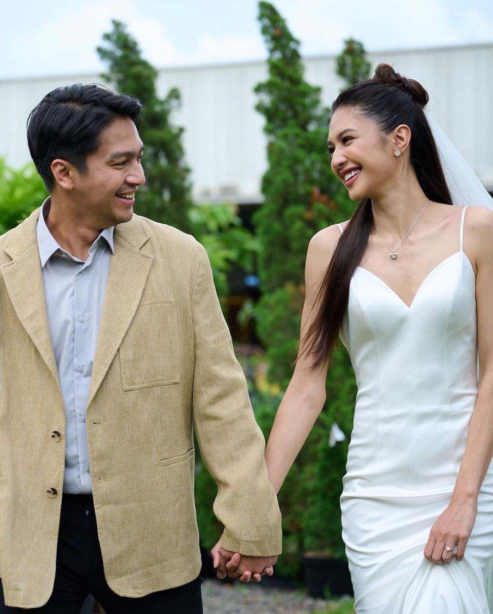 Prewedding Mikha Tambayong © 2023 brilio.net Prewedding Mikha Tambayong © 2023 brilio.net