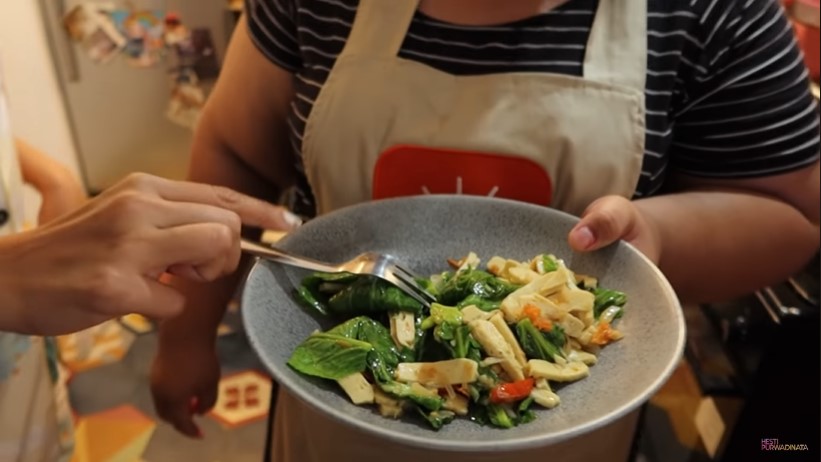 9 Inspirasi lauk rumahan ala Hesti Purwadinata, simpel dan cocok buat pemula