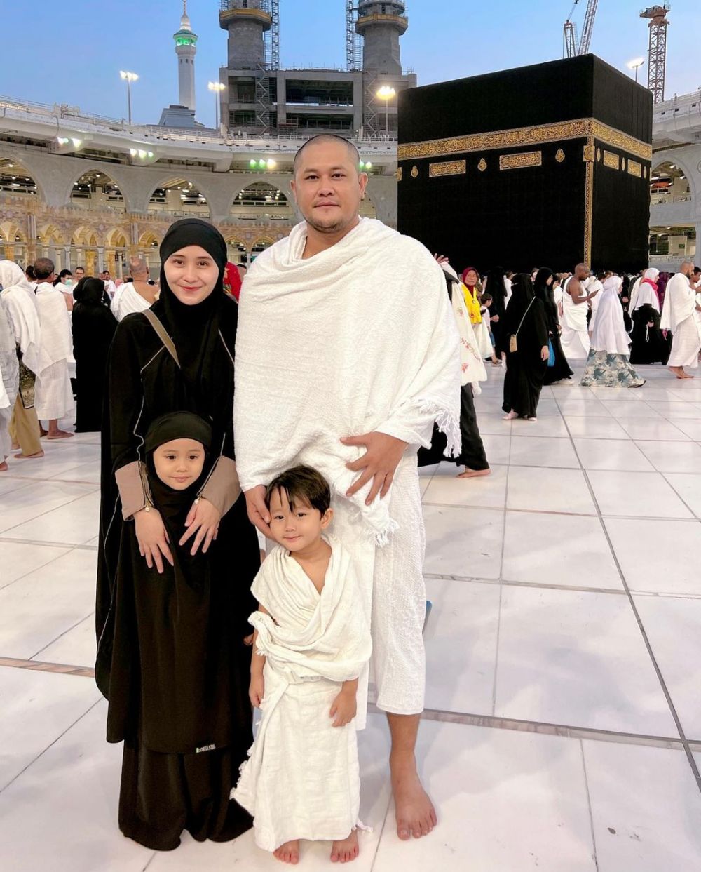 potret pemeran jimmy di sitkom suami suami takut istri yang kini punya bisnis kuliner © berbagai sumber potret pemeran jimmy di sitkom suami suami takut istri yang kini punya bisnis kuliner © berbagai sumber