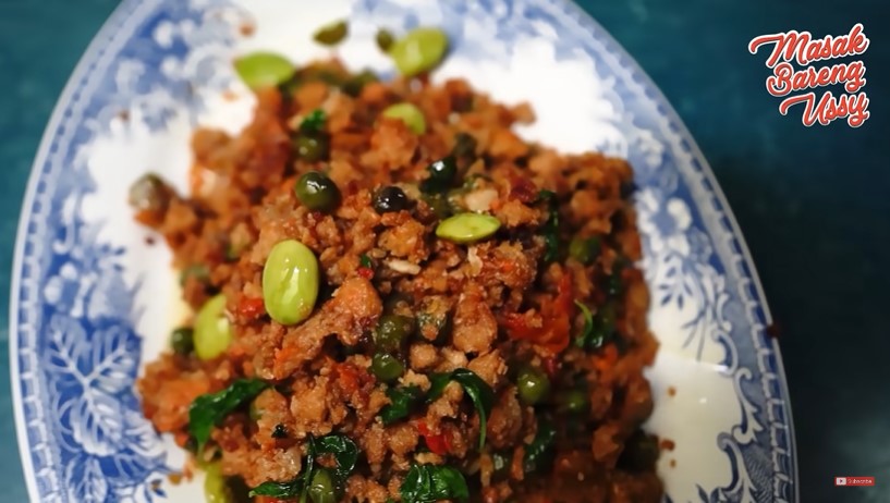 10 Inspirasi sayur ala Ussy Sulistiawaty, cita rasa sederhana khas rumahan