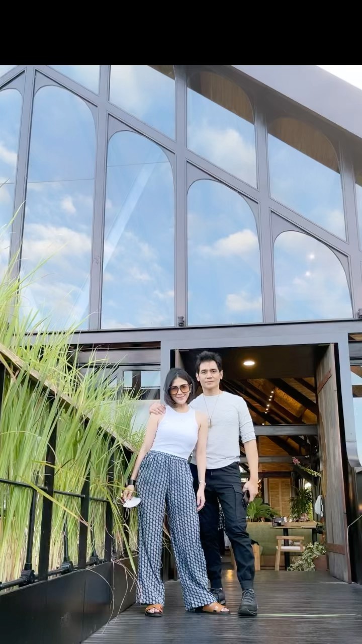 gaya pacaran tyo nugros dan dee adnan © instagram gaya pacaran tyo nugros dan dee adnan © instagram