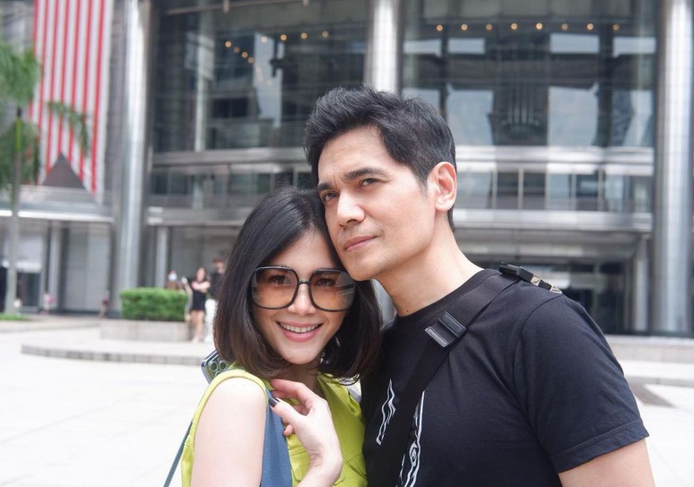 gaya pacaran tyo nugros dan dee adnan © instagram gaya pacaran tyo nugros dan dee adnan © instagram