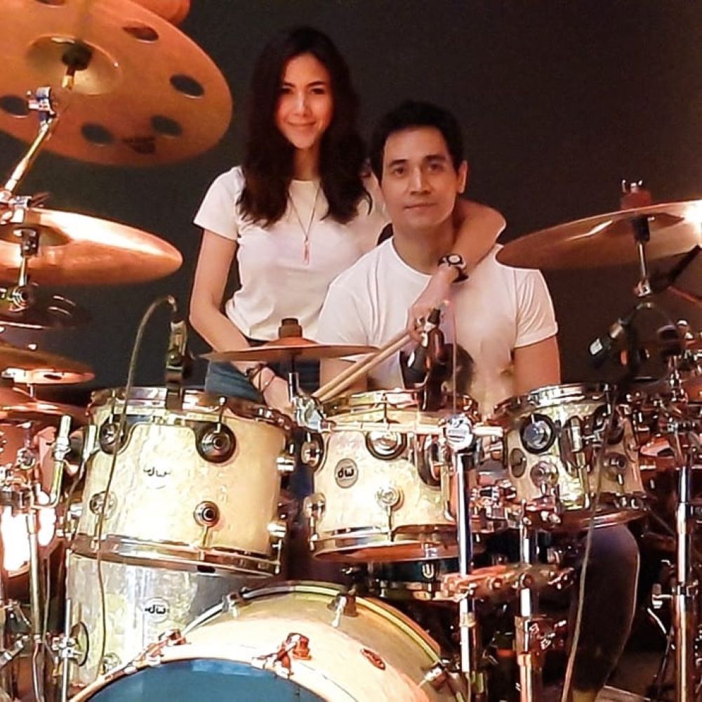 gaya pacaran tyo nugros dan dee adnan © instagram gaya pacaran tyo nugros dan dee adnan © instagram