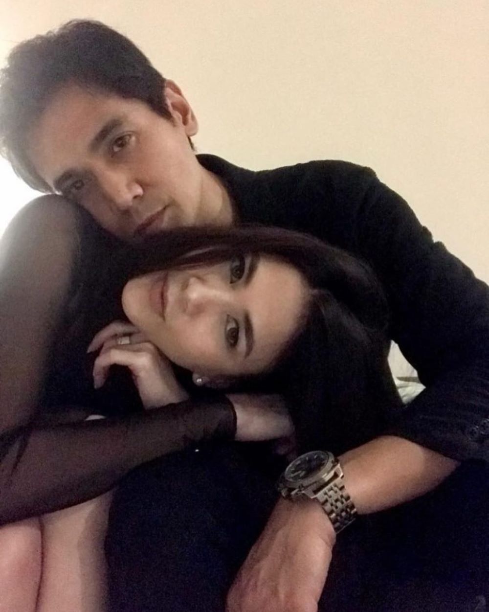 gaya pacaran tyo nugros dan dee adnan © instagram gaya pacaran tyo nugros dan dee adnan © instagram